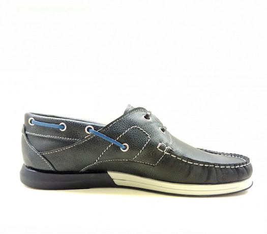 Nautic Style Shoes by Berllini Blue