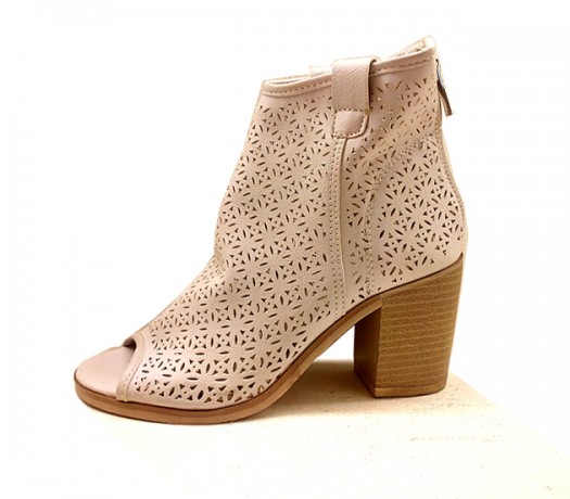 Sandals Mulher Bege Caladas